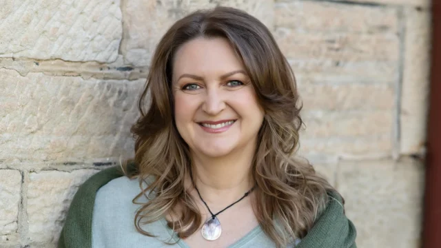 Lynda Rich QHHT practitioner Woonona